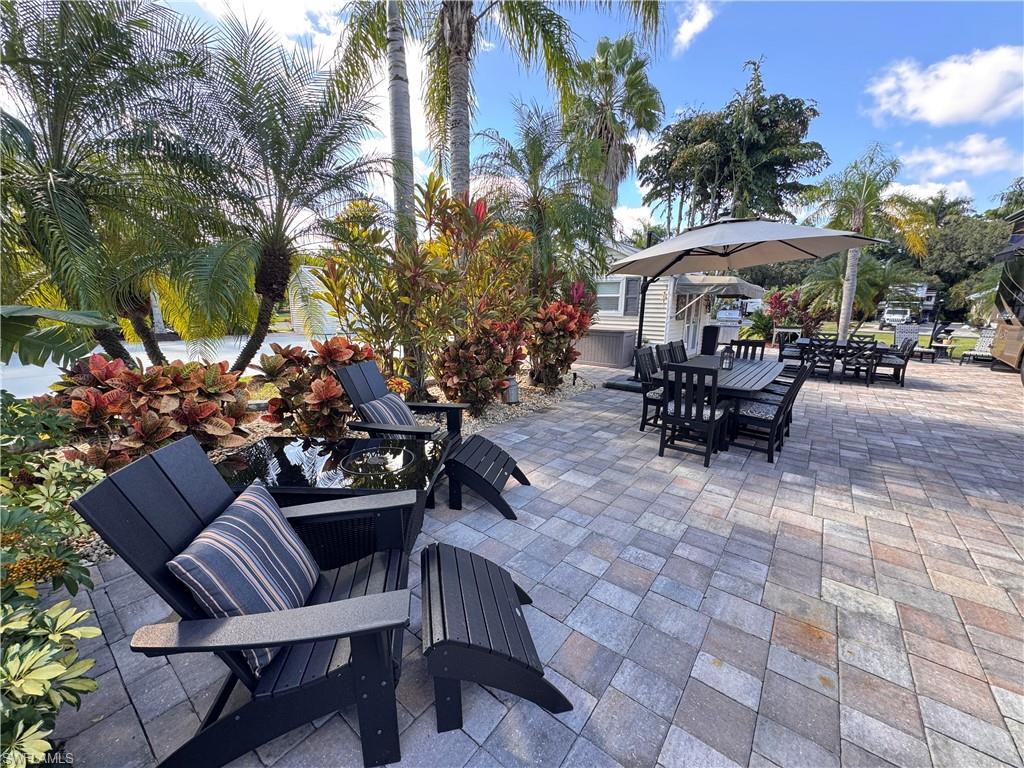 RIVERBEND MOTORCOACH RESORT - Land