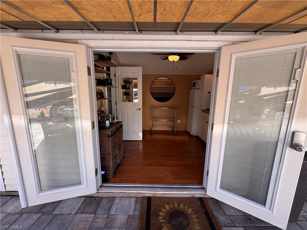 RIVERBEND MOTORCOACH RESORT - Land