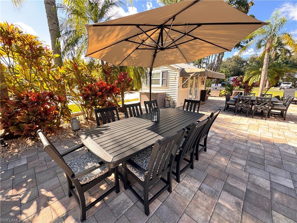 RIVERBEND MOTORCOACH RESORT - Land