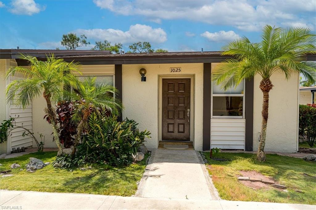 BOCA CIEGA VILLAGE - Residential