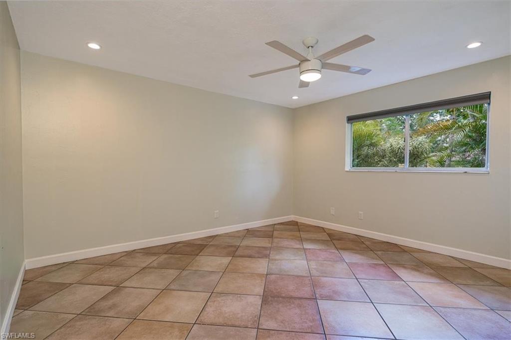 BOCA CIEGA VILLAGE - Residential