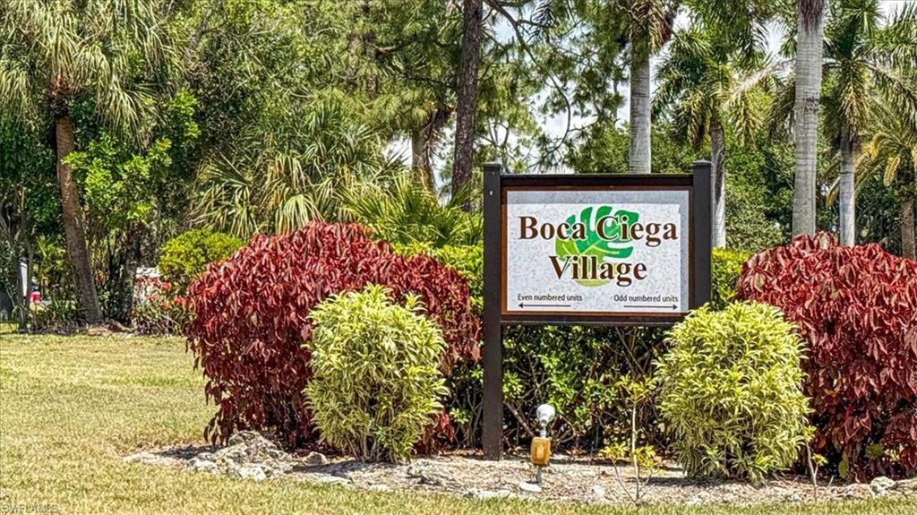 BOCA CIEGA VILLAGE - Residential
