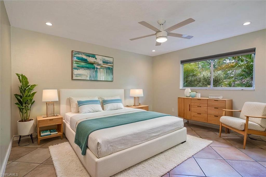 BOCA CIEGA VILLAGE - Residential