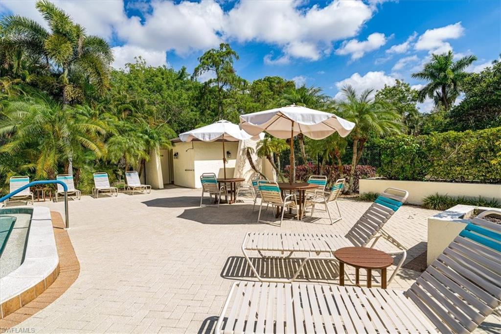 BOCA CIEGA VILLAGE - Residential