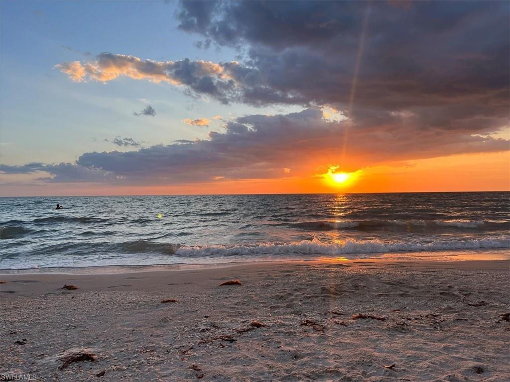 BOCA CIEGA VILLAGE - Residential