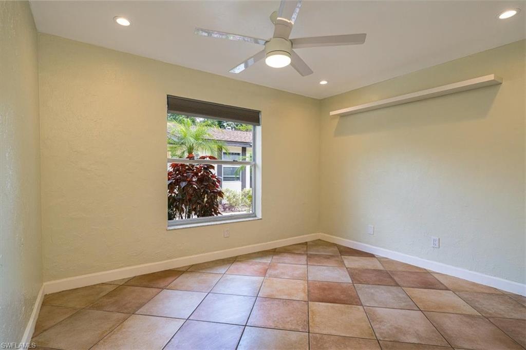 BOCA CIEGA VILLAGE - Residential