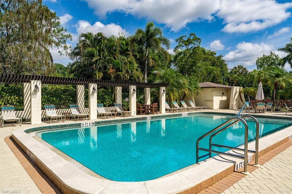 BOCA CIEGA VILLAGE - Residential