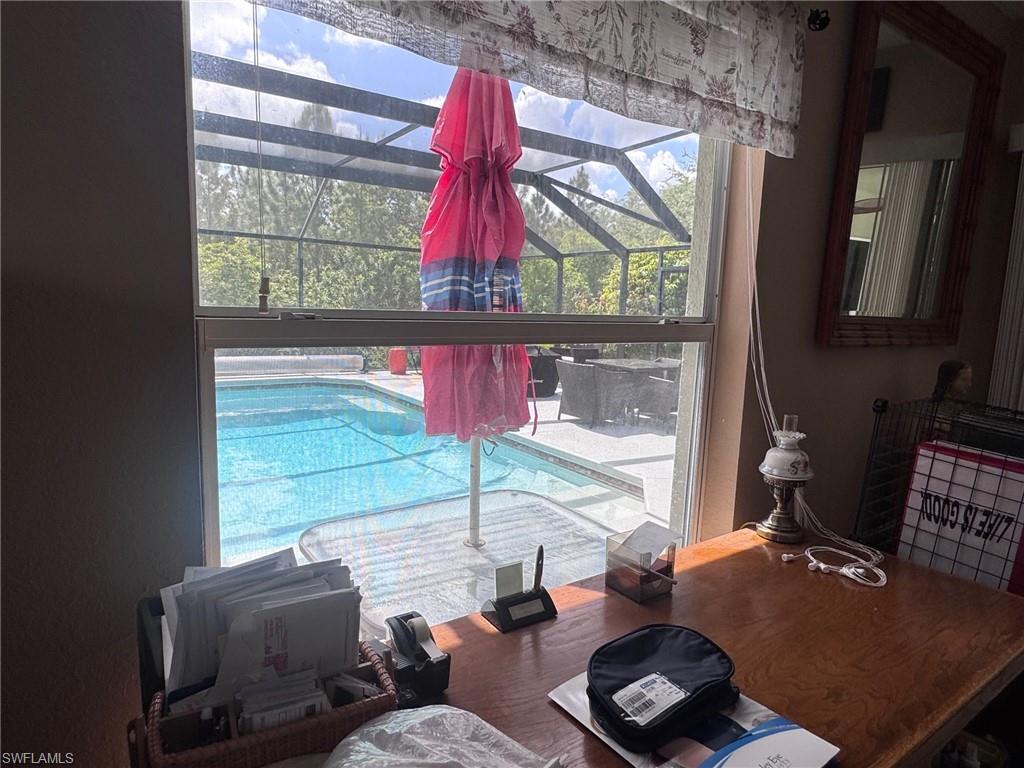 MIRROR LAKES - Residential