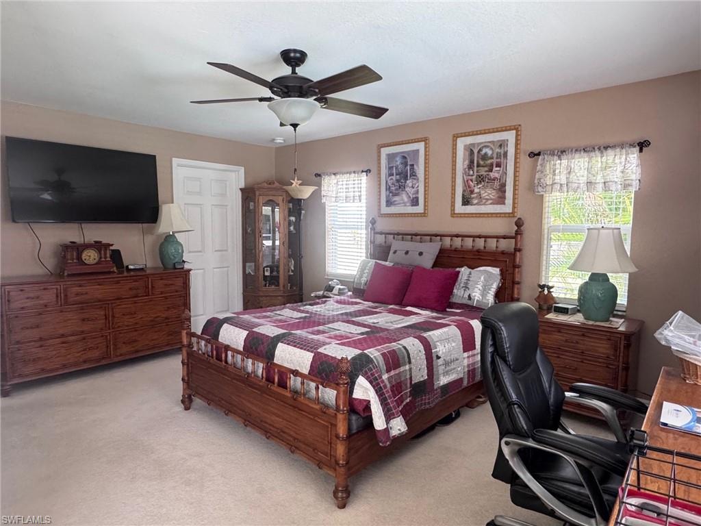 MIRROR LAKES - Residential