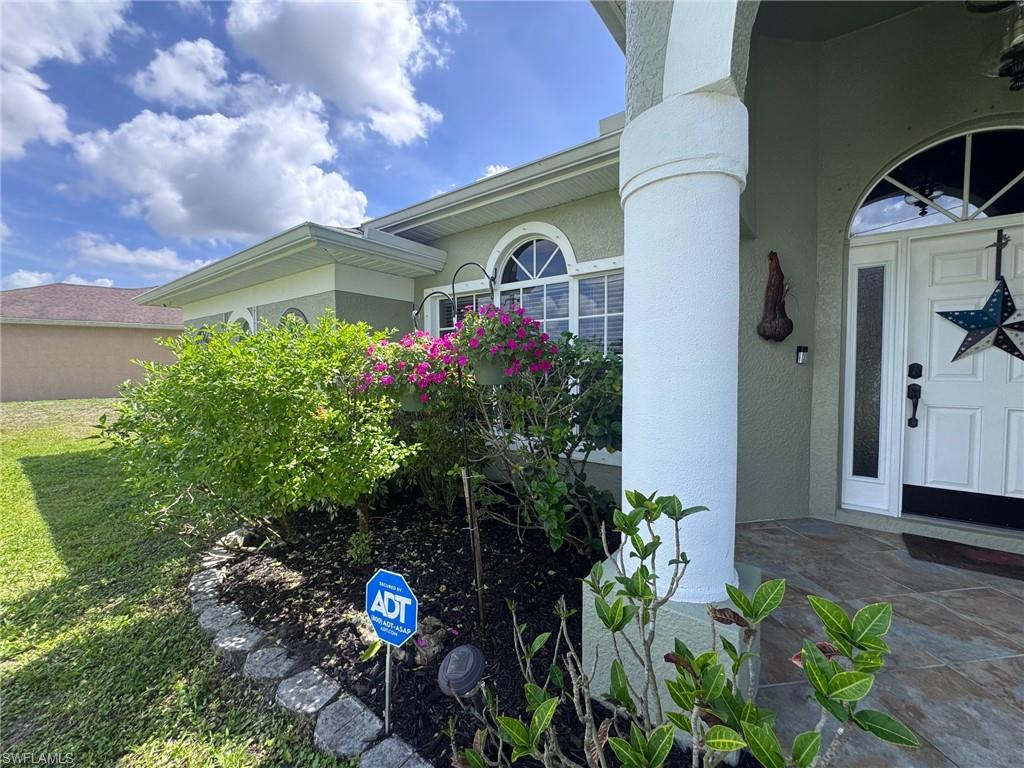 MIRROR LAKES - Residential