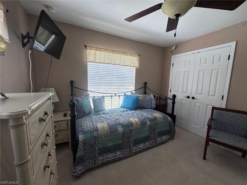 MIRROR LAKES - Residential