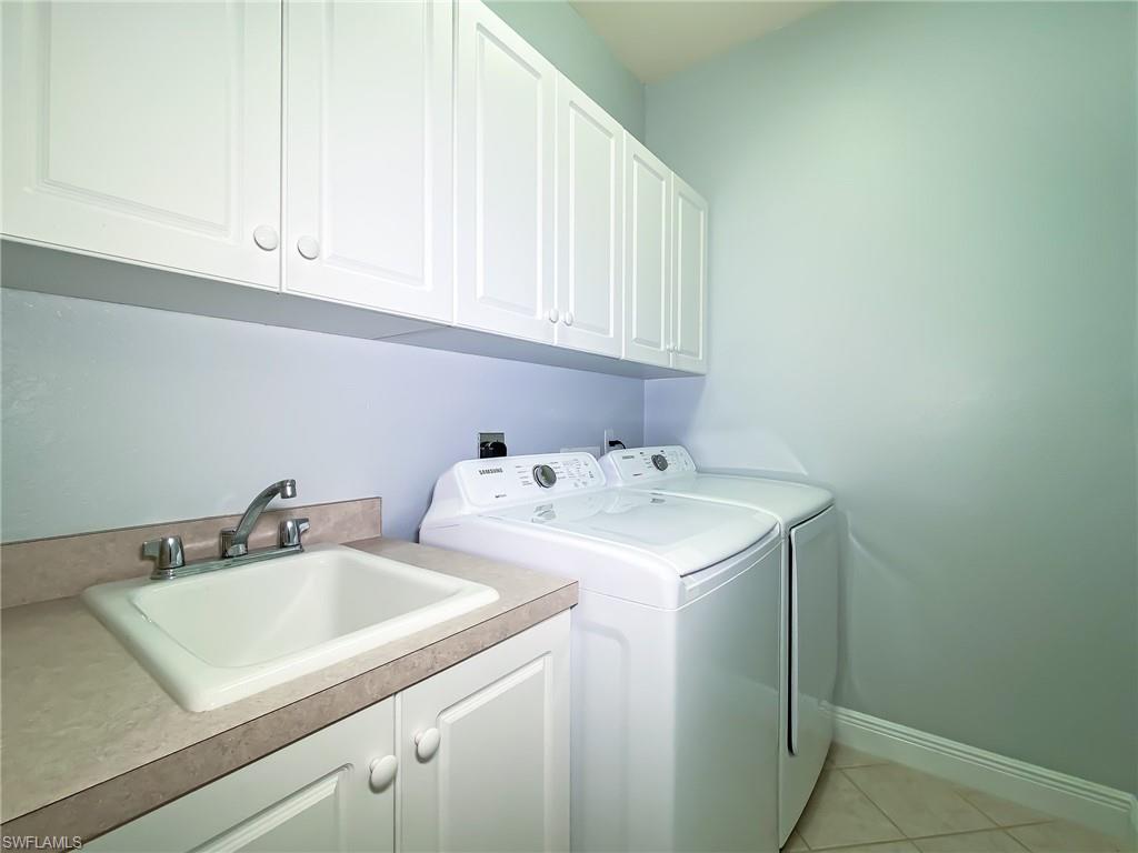 REFLECTION LAKES - Residential