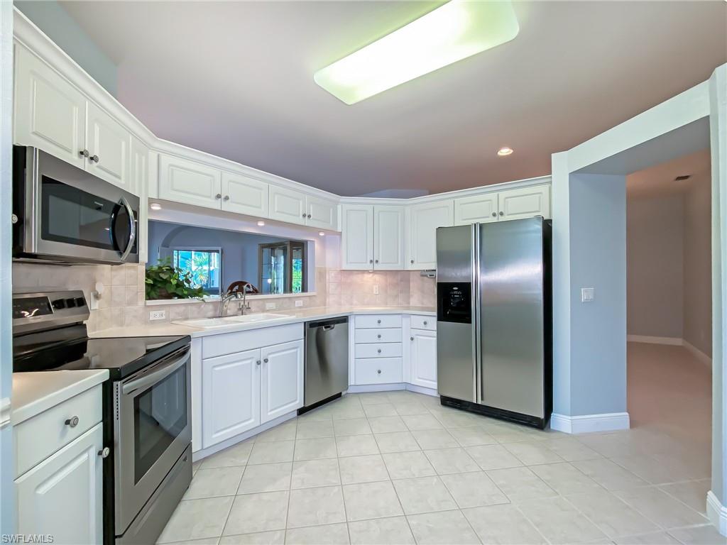 REFLECTION LAKES - Residential