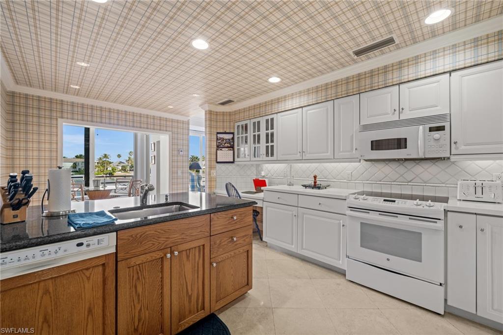 TROPICS - Residential