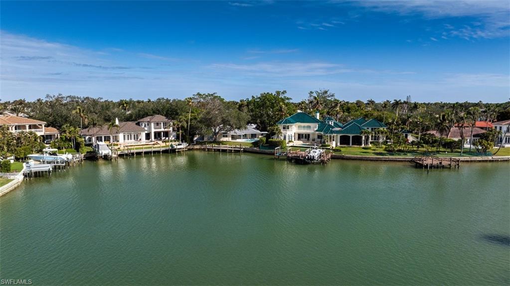 320 Bow Line DR
