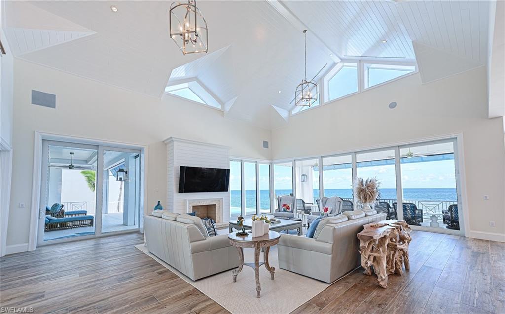 BONITA BEACH - Residential