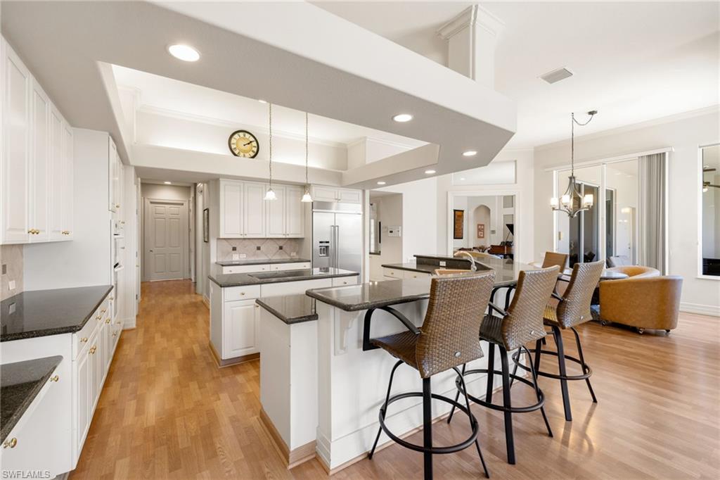 KNIGHTS BRIDGE - Residential