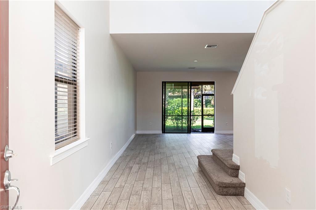 AVERY SQUARE - Residential