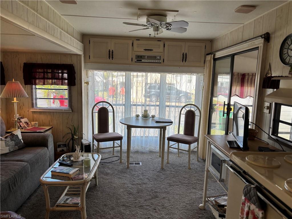 ENCHANTING SHORES - Residential