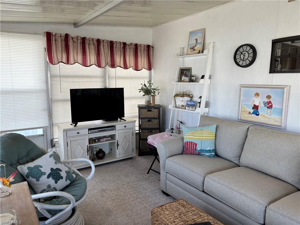 ENCHANTING SHORES - Residential