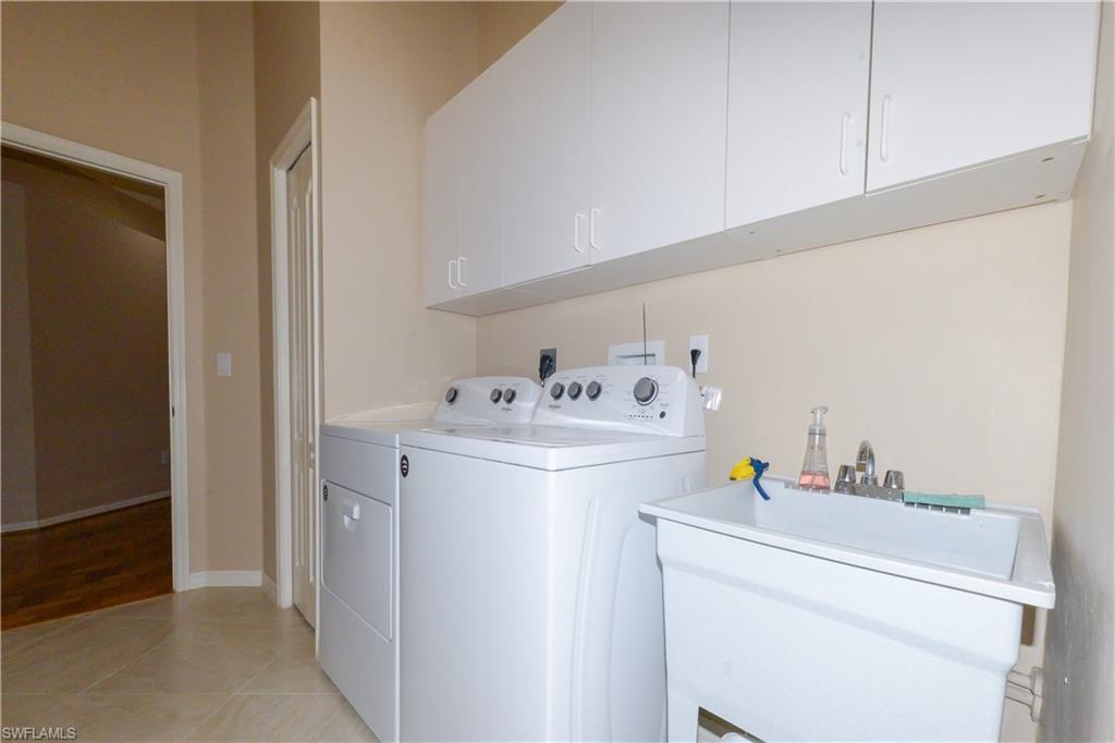 HERITAGE PALMS ESTATES - Residential