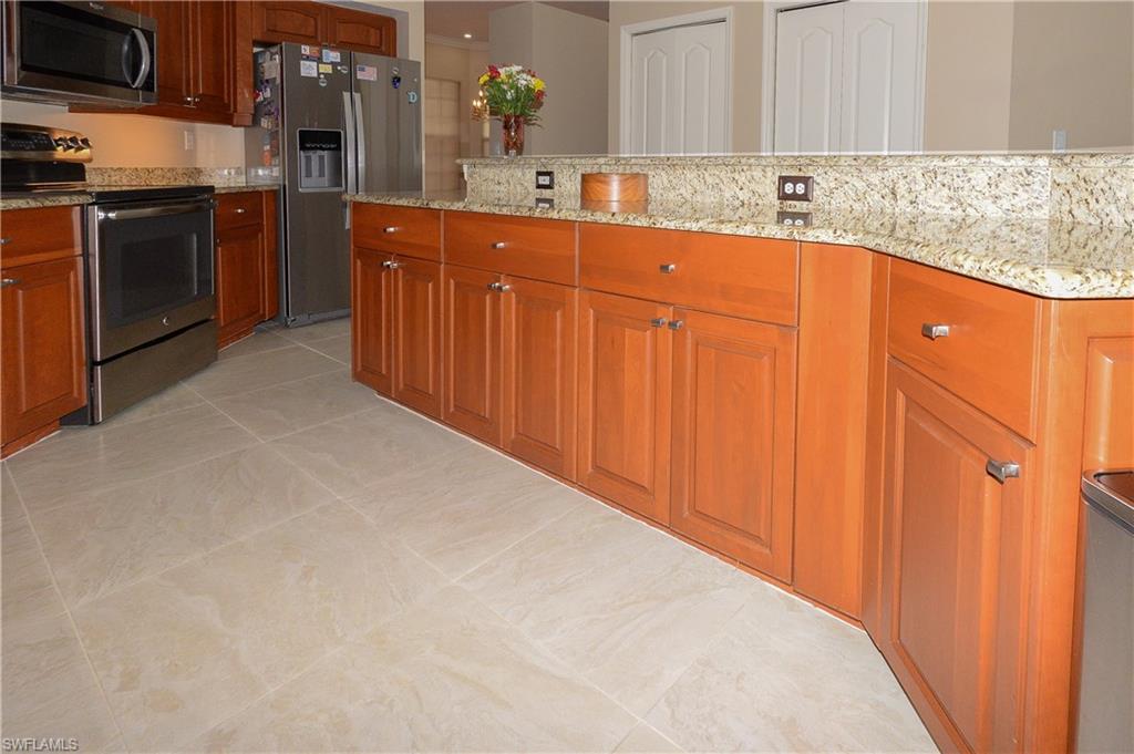 HERITAGE PALMS ESTATES - Residential