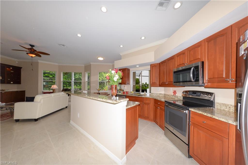 HERITAGE PALMS ESTATES - Residential