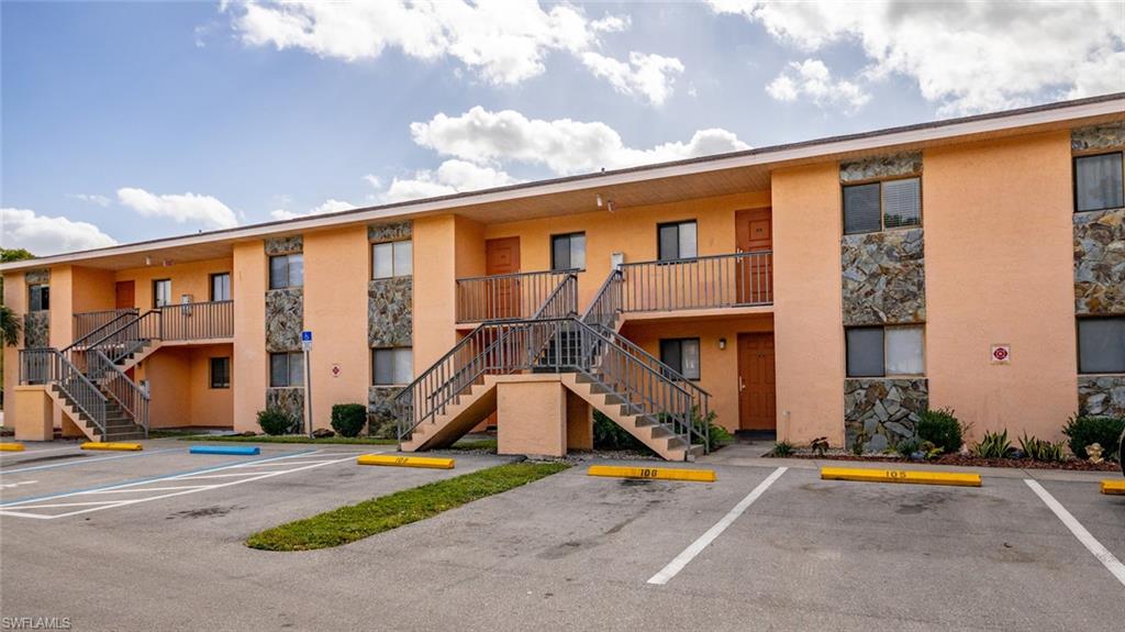 EVANSTON PARK CONDO - Residential