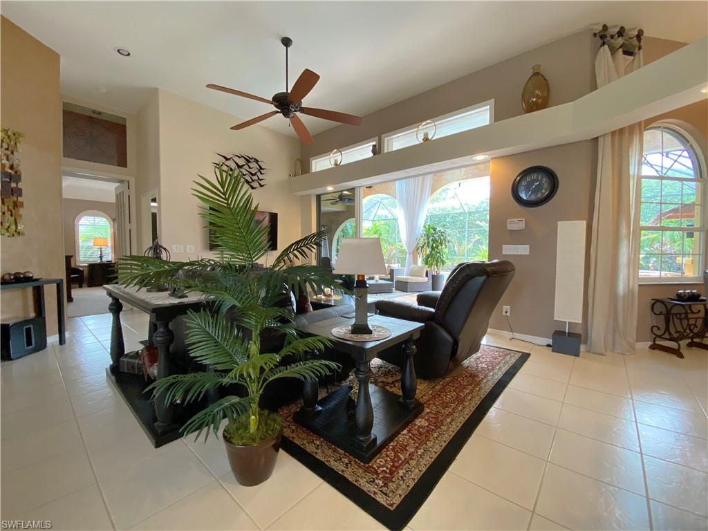 SPANISH WELLS - Residential