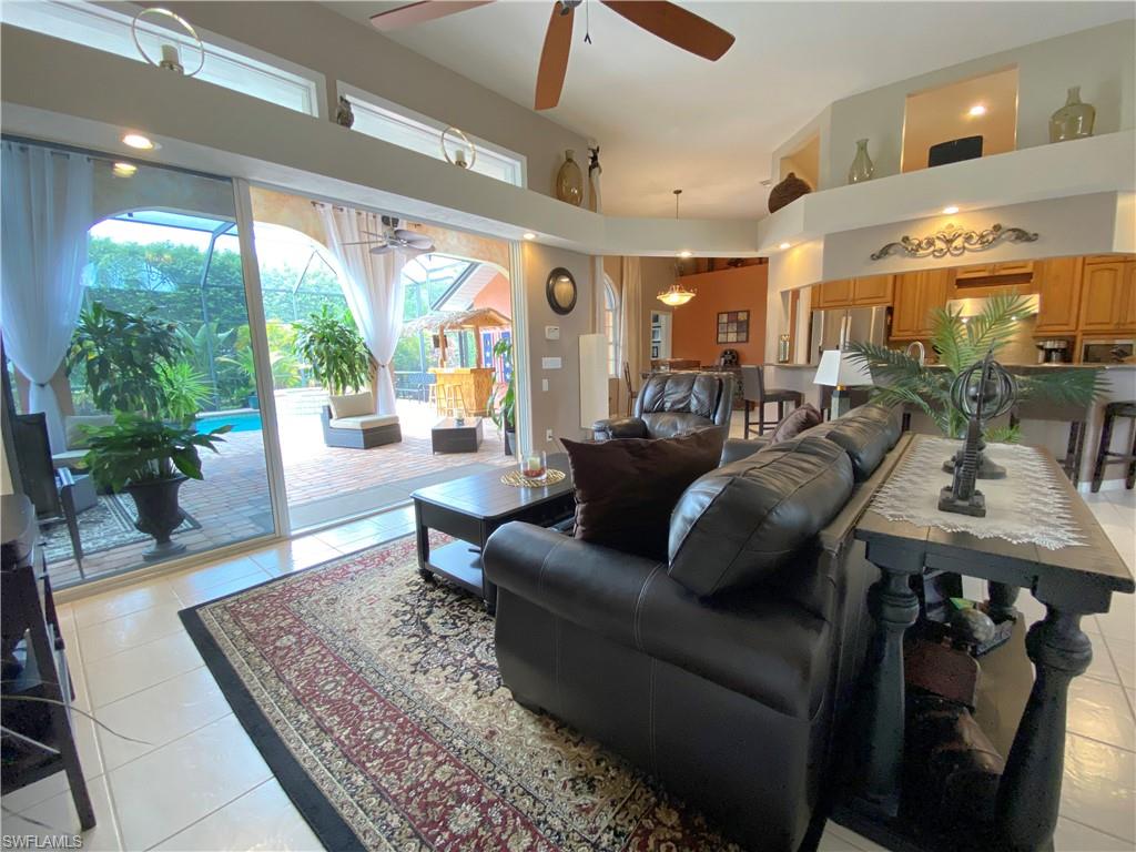 SPANISH WELLS - Residential