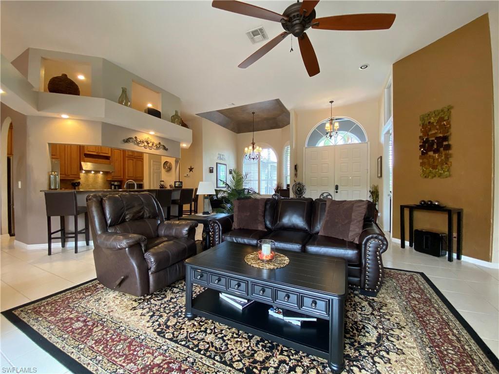 SPANISH WELLS - Residential