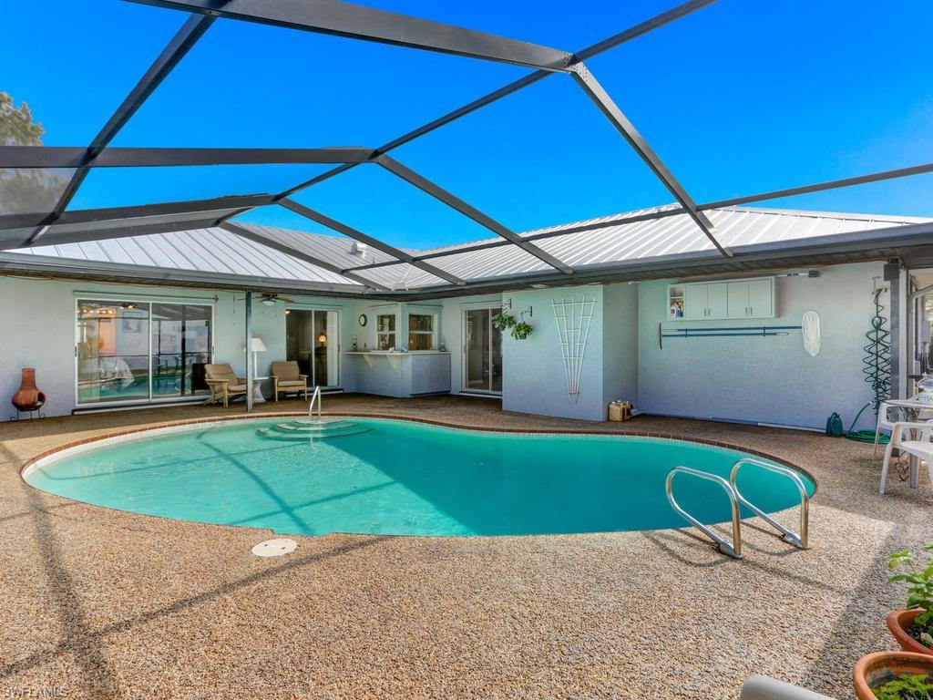 ISLAND PARK WOODLANDS - Residential