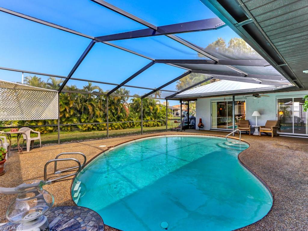 ISLAND PARK WOODLANDS - Residential