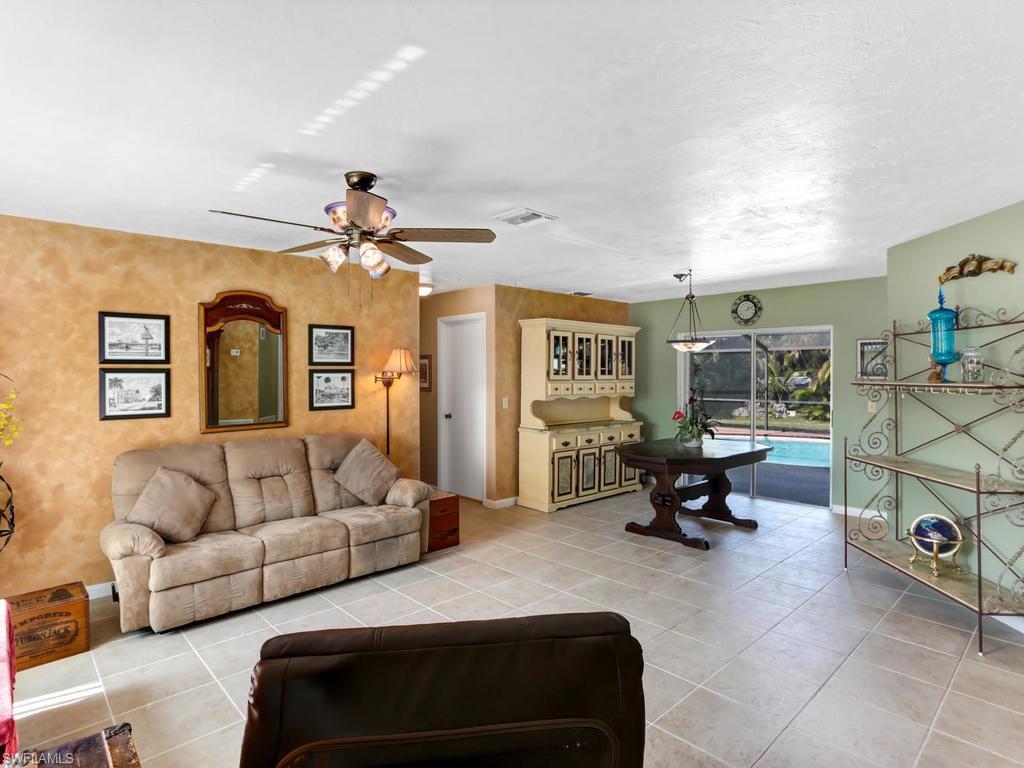 ISLAND PARK WOODLANDS - Residential