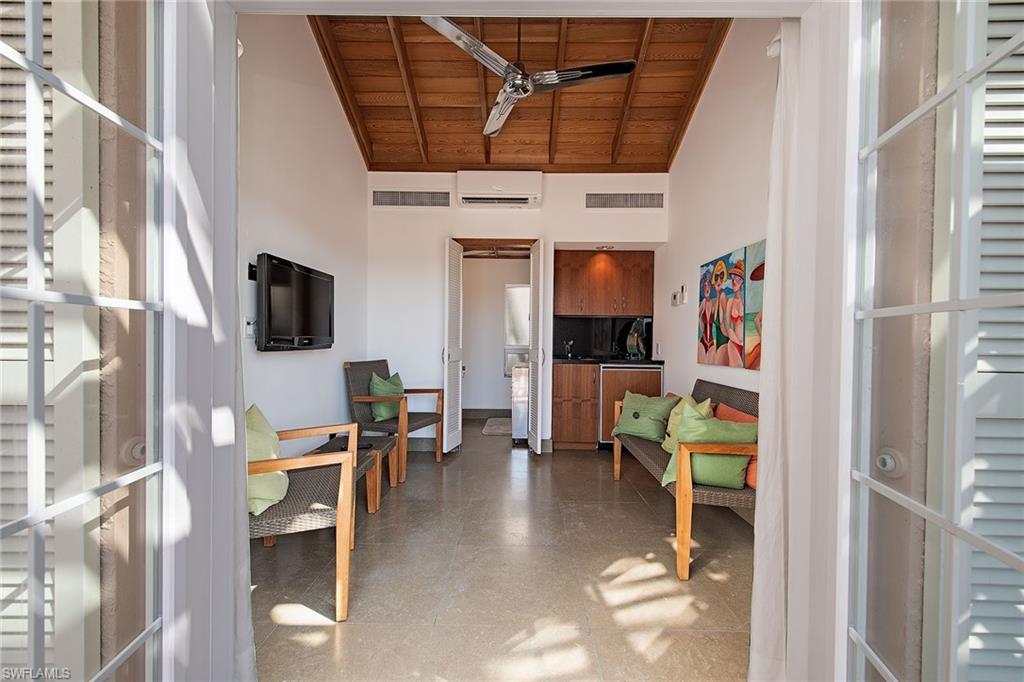 BRIGHTON AT BAY COLONY - Residential