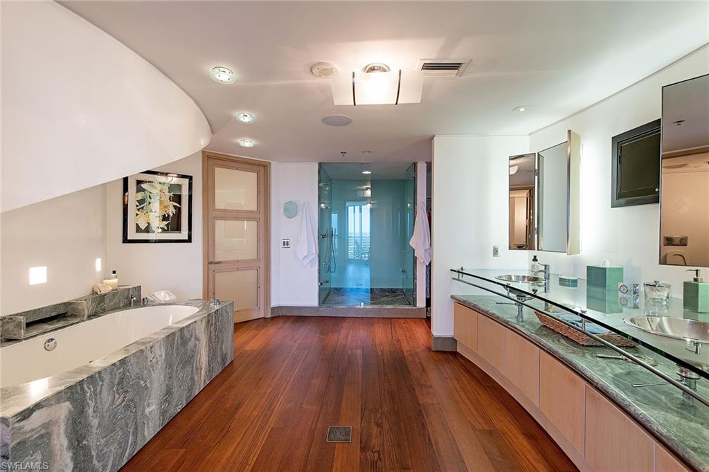 BRIGHTON AT BAY COLONY - Residential