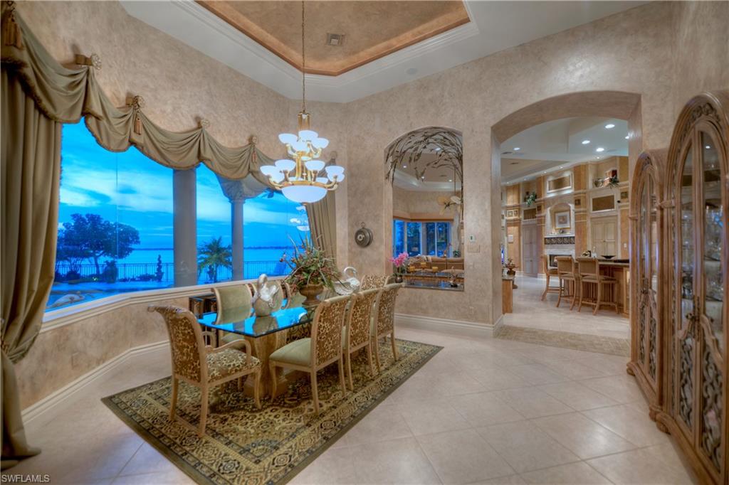 EDGEWATER - Residential