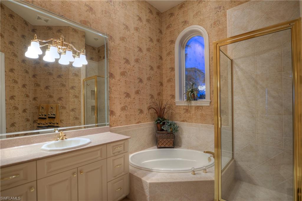 EDGEWATER - Residential