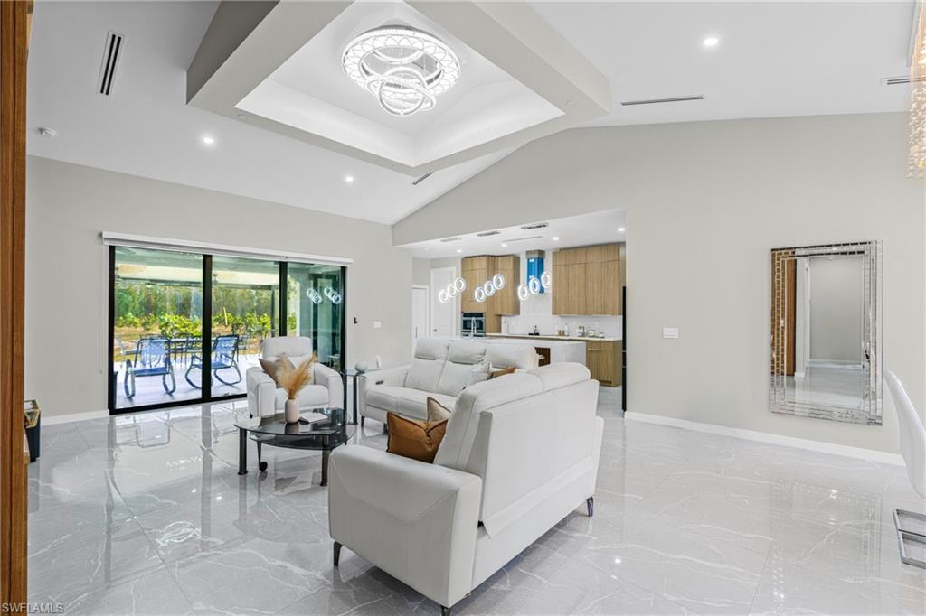 PORT CHARLOTTE - Residential