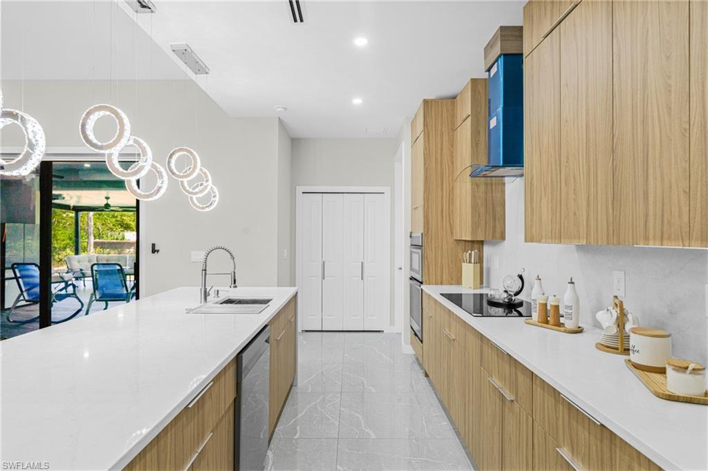 PORT CHARLOTTE - Residential