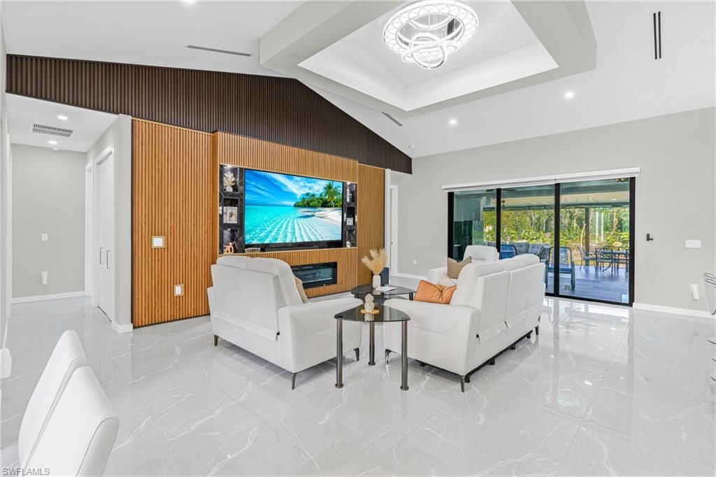 PORT CHARLOTTE - Residential