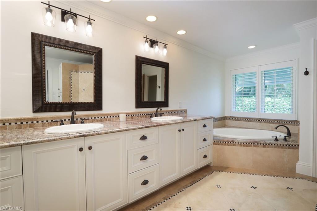 MOORINGS - Residential Lease