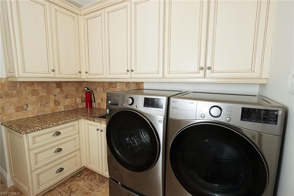 MOORINGS - Residential Lease