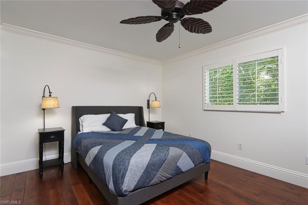 MOORINGS - Residential Lease