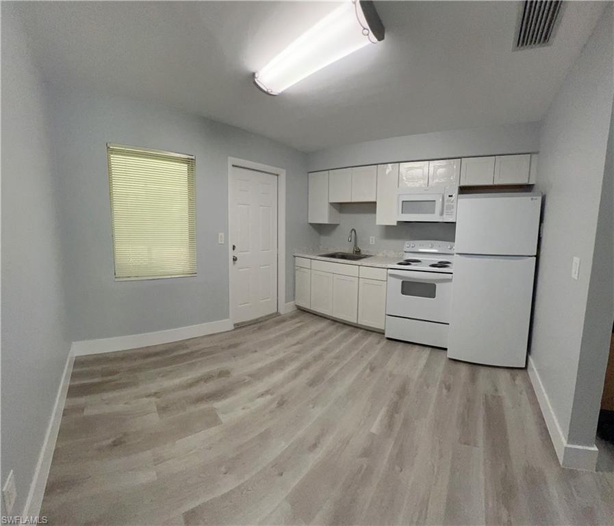 CAPE CORAL - Residential Lease