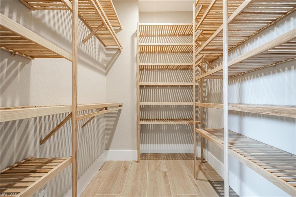 KISMET LAKES - Residential