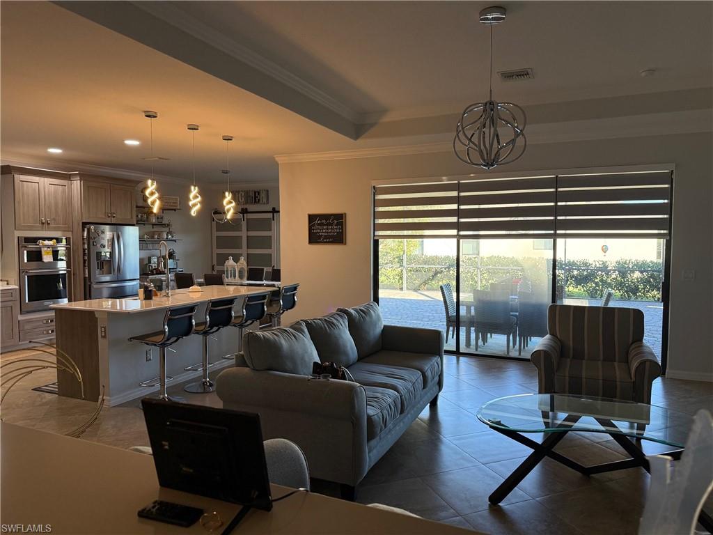 PORTICO - Residential