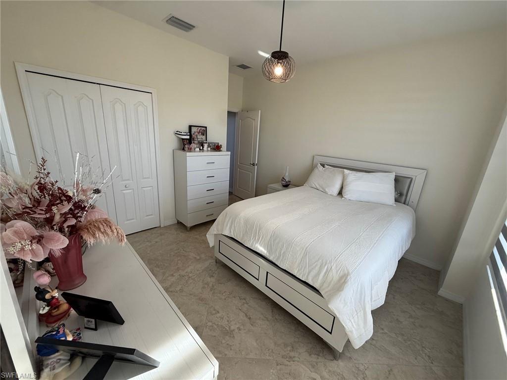 PORTICO - Residential