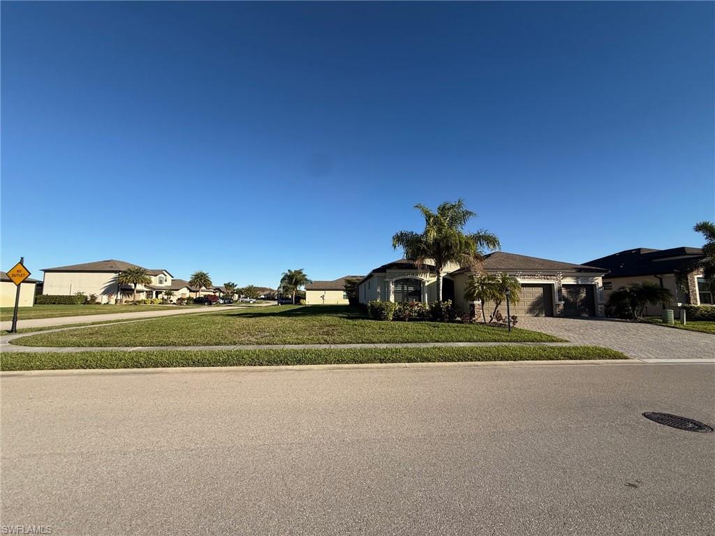 PORTICO - Residential