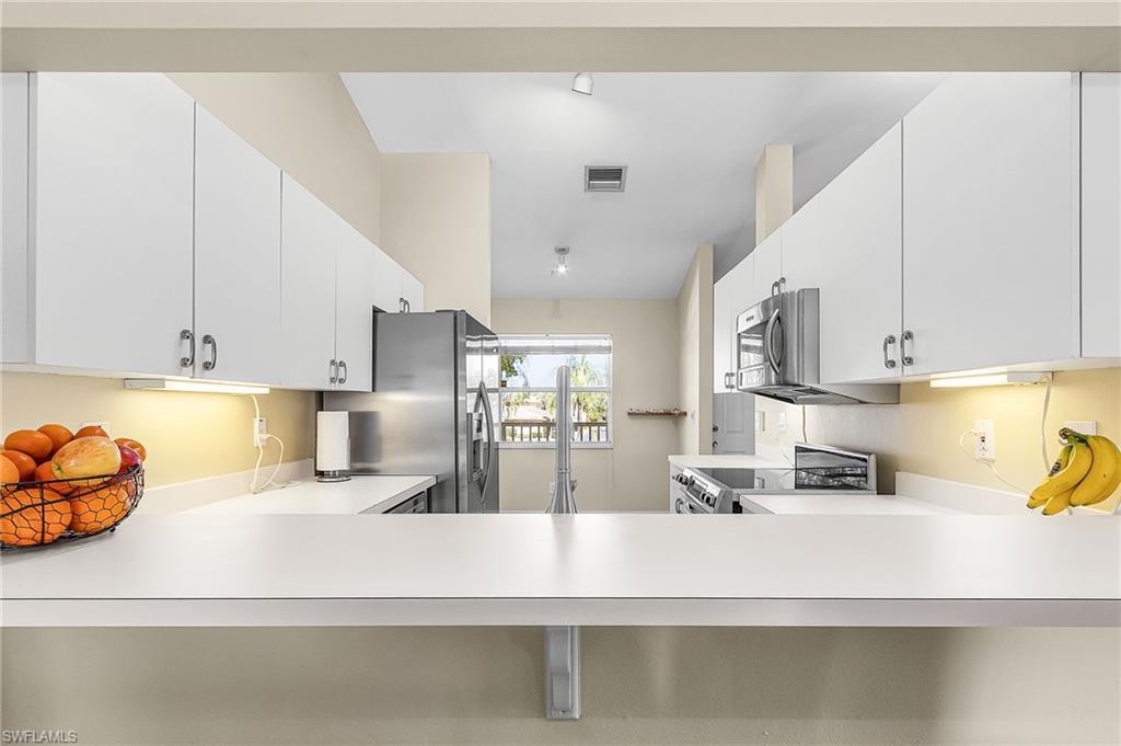 PEBBLE SHORES - Residential